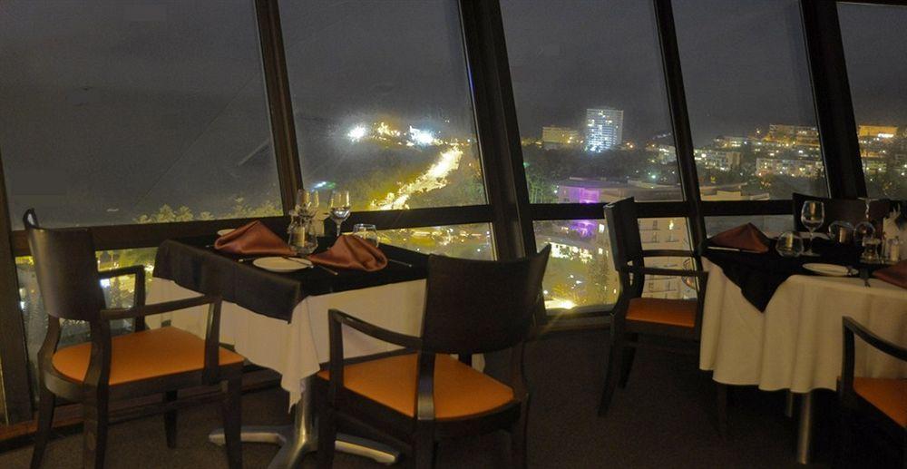 Ramada Hotel & Suites By Wyndham נומיאה מראה חיצוני תמונה