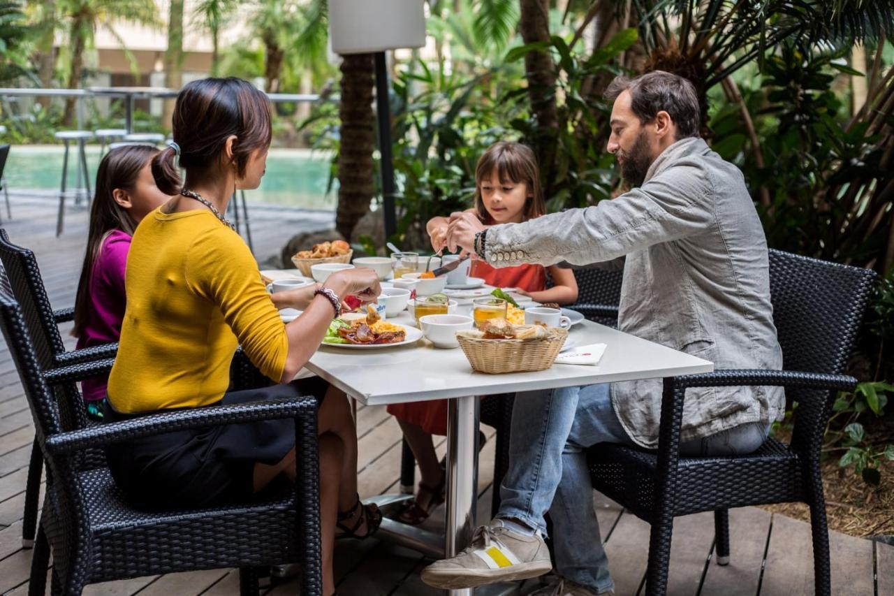 Ramada Hotel & Suites By Wyndham נומיאה מראה חיצוני תמונה