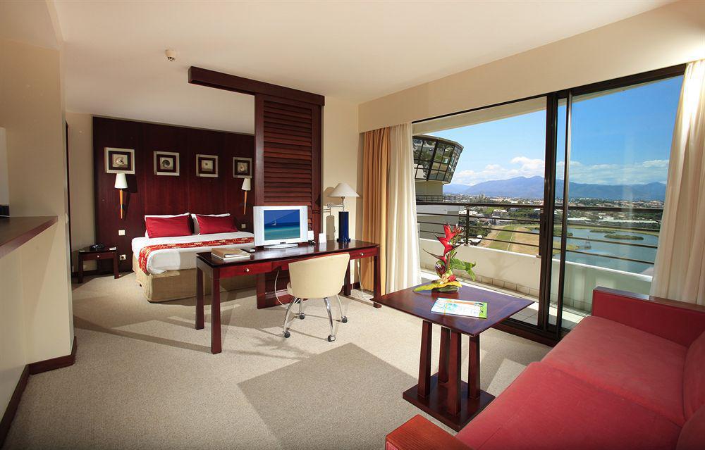 Ramada Hotel & Suites By Wyndham נומיאה מראה חיצוני תמונה